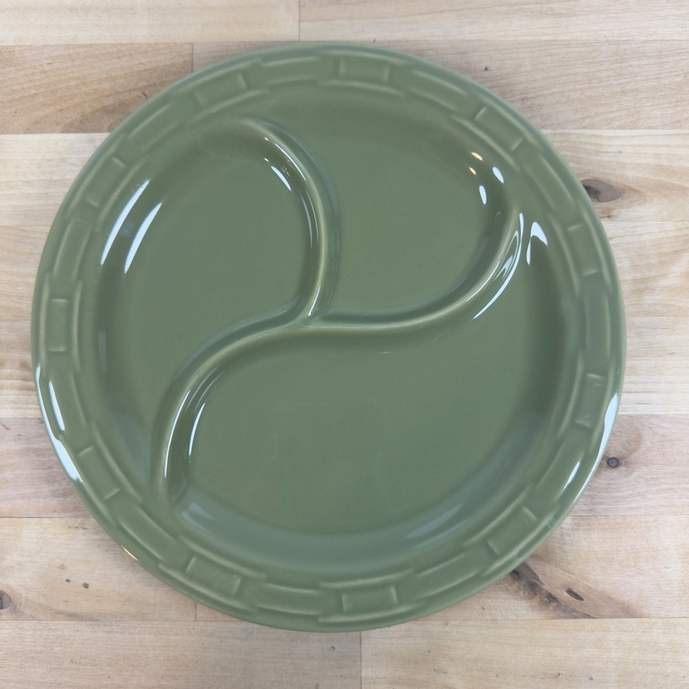 Longaberger Woven Traditions Sage Green 10 inch Divided Grill Plate Pottery